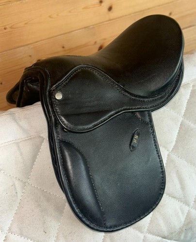 Vintage schwarzer englischer